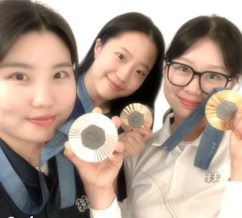 意媒：由于难以适应丰塞卡战术，莱奥已开始考虑离开米兰