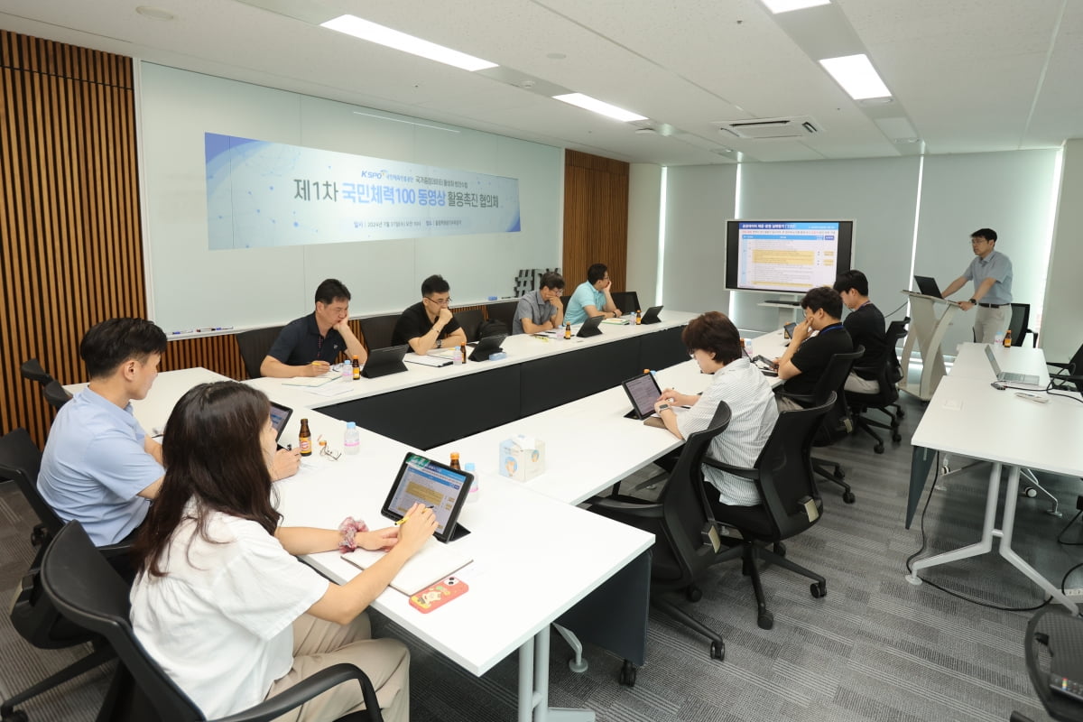太想赢了！菅大辉门前抢点完成梅开二度 札幌2-1反超横滨