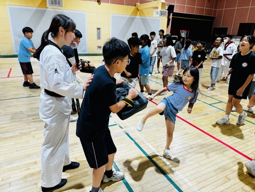 皇马官方：卜拉欣·迪亚斯右腿受伤 预计伤缺3个月