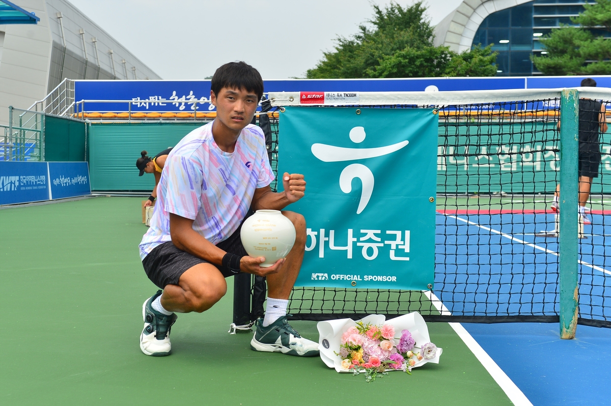 巴雷特由于生病，赛前决定是否出战对阵尼克斯
