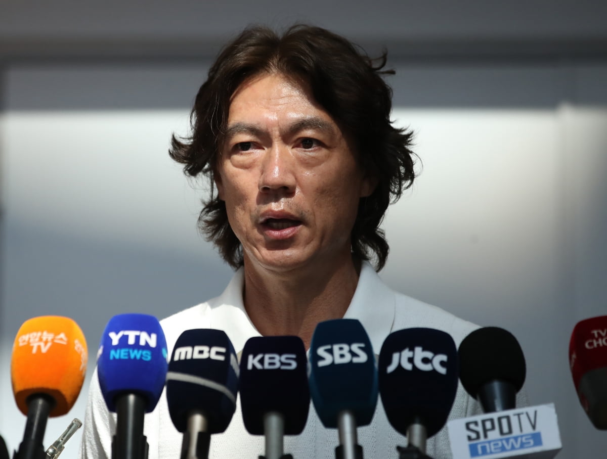 罗马诺：哈兰德很可能续约，解约条款不会只针对一家俱乐部