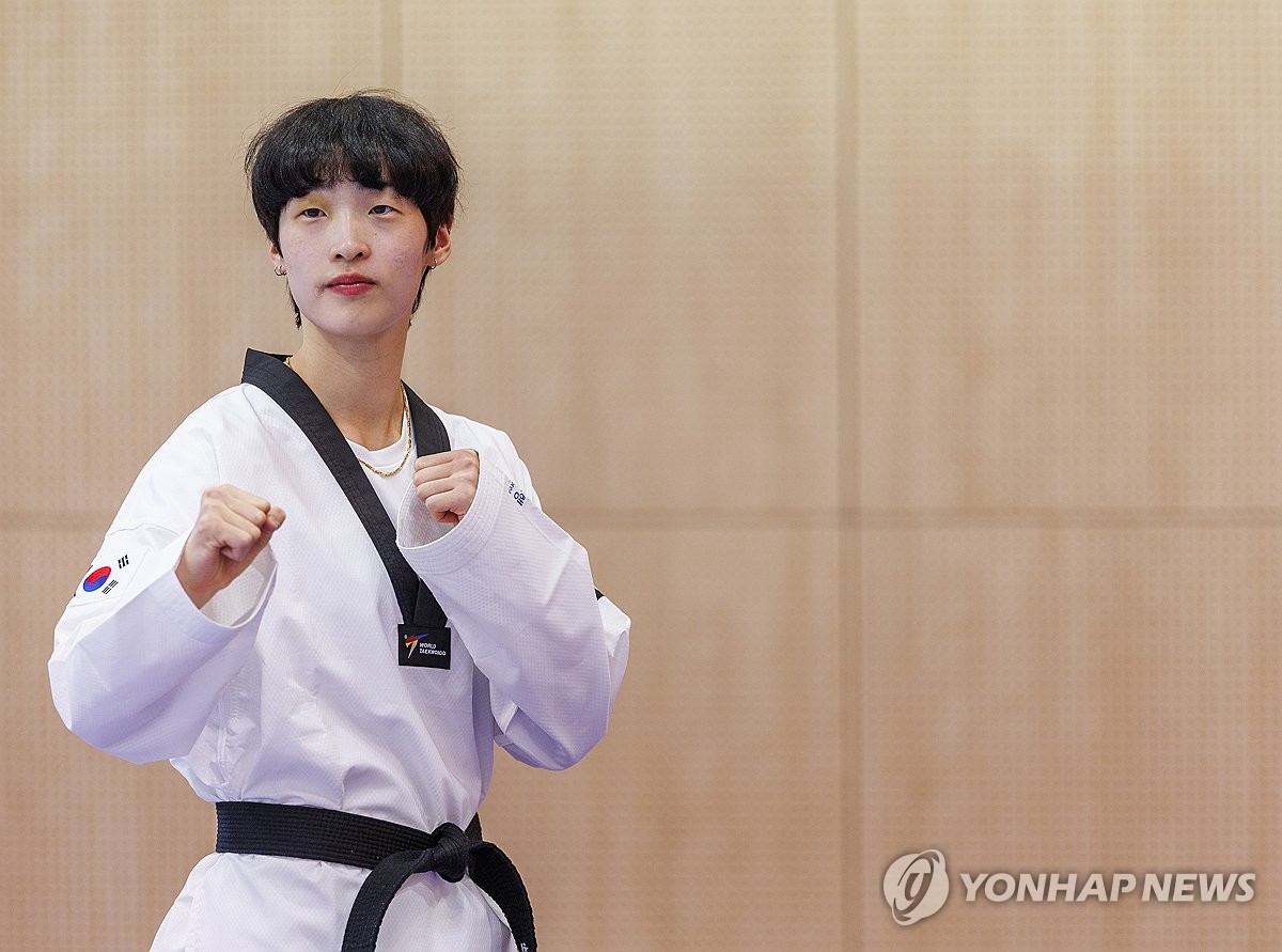 莫里茨-尼古拉斯vs霍芬海姆全场数据：7扑救