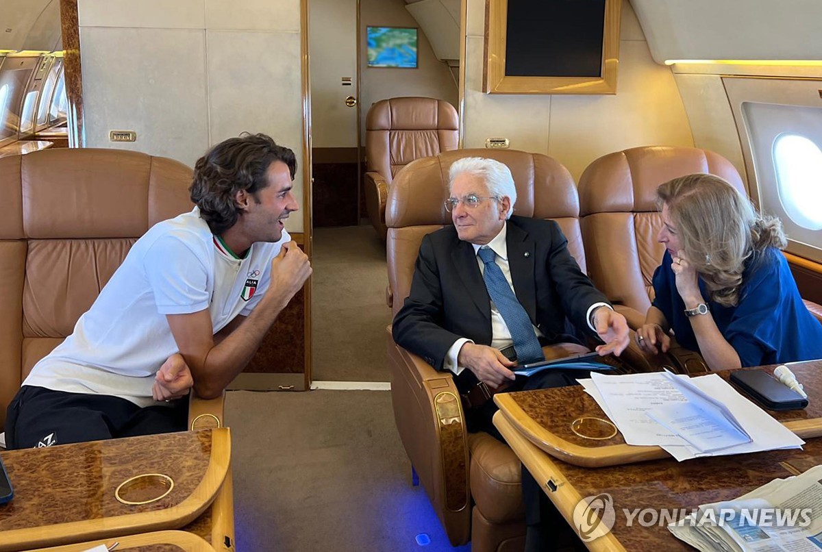 卡纳瓦罗：孔蒂让那不勒斯重拾信心 我仍在等待回到教练席的机会