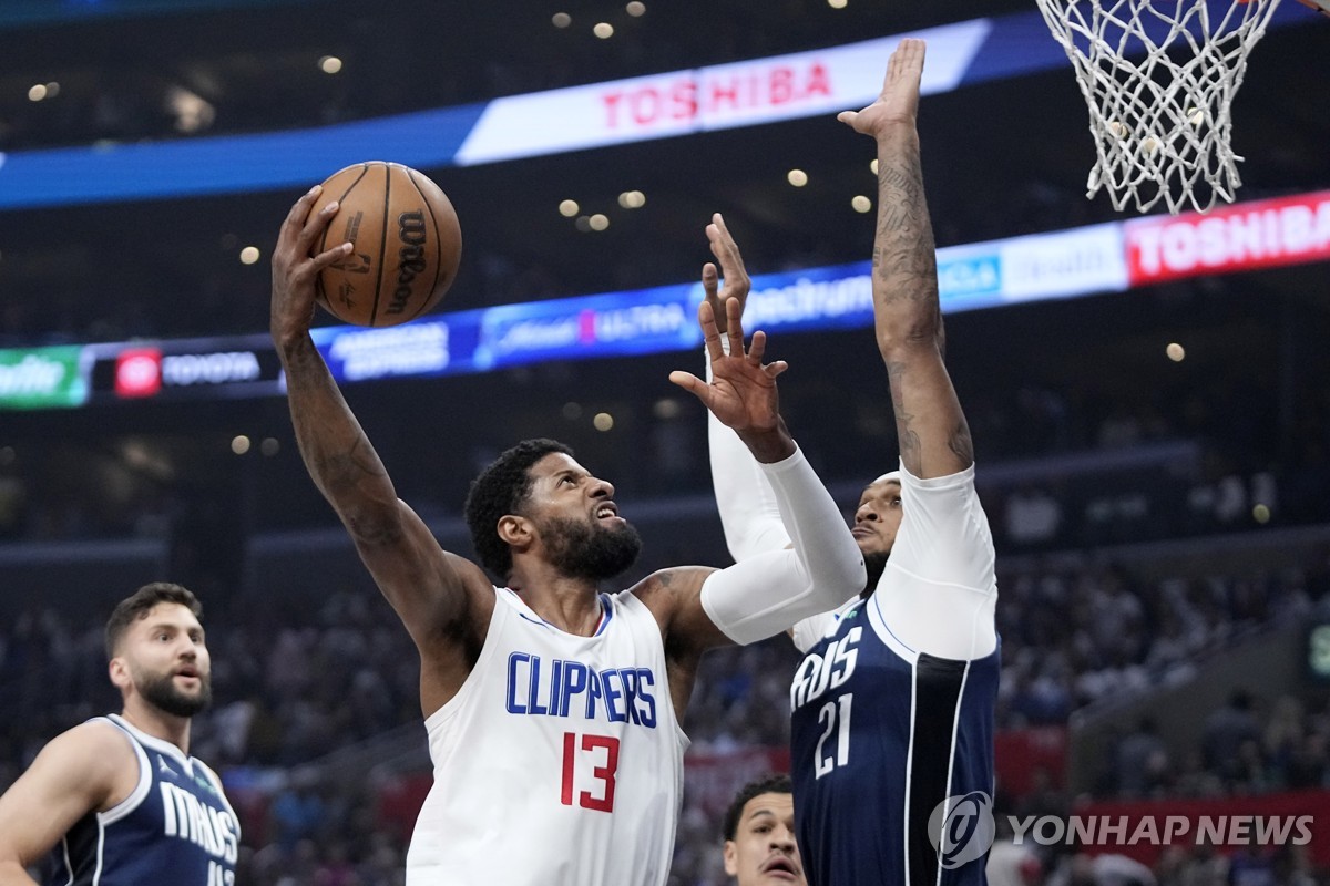 阿莫林现场观看曼联U21比赛，球队5-1大胜南安普顿U21