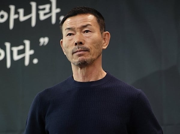 【观点】比曼联惨败更可怕的，是无人帮扶梅努